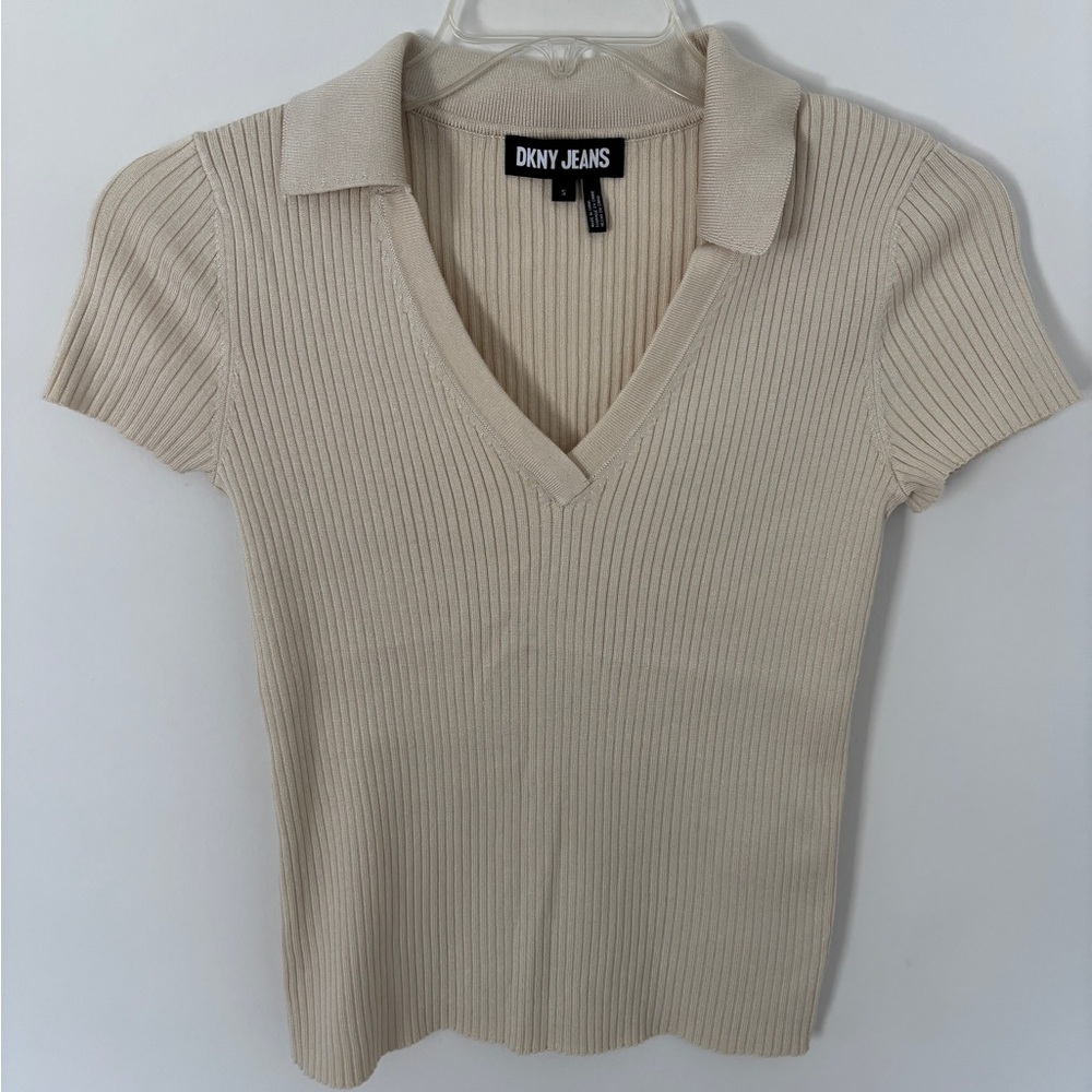 DKNY Short Sleeve Ribbed V-Neck Polo Top in Beige